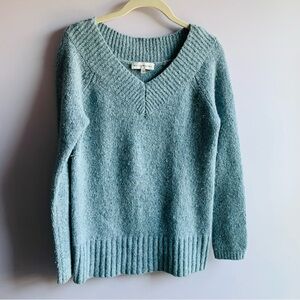 White & Warren 100% Cashmere Blue Aqua V Neck Sweater Soft Classic Small